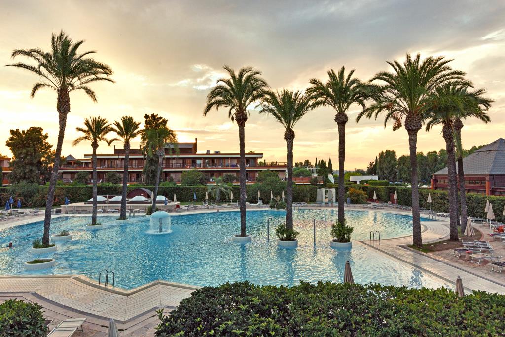 Villaggio Nova Yardinia - Il Valentino - Piscina