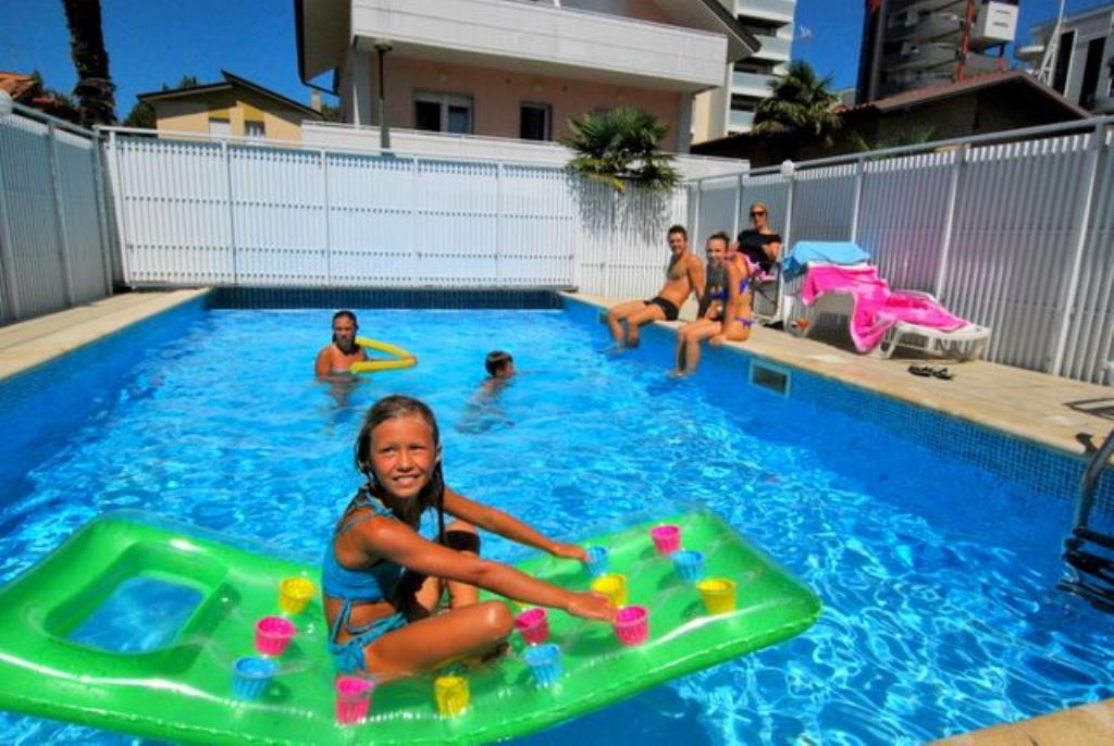 Hotel Nuova Graziosa  - Piscina
