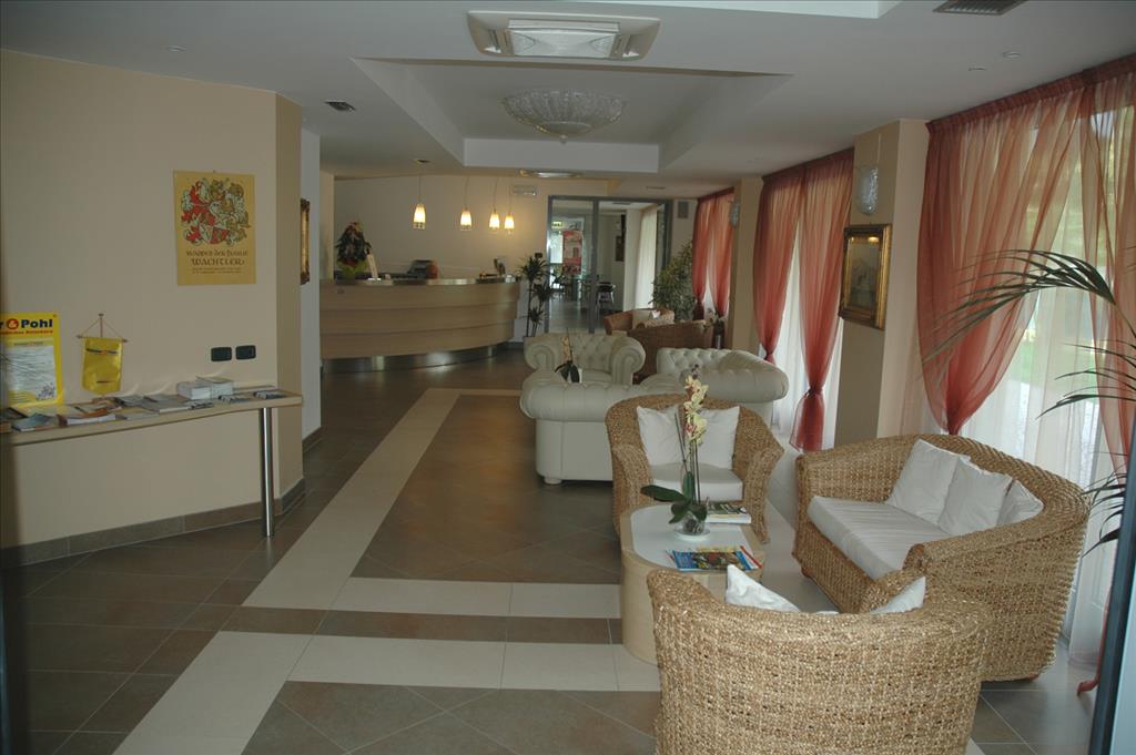 Hotel Oasi - Reception