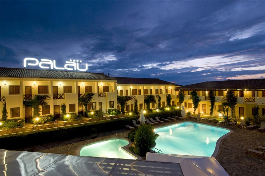 Hotel Palau - Piscina