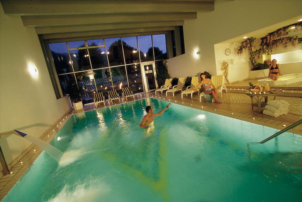 Hotel Petrus - Piscina