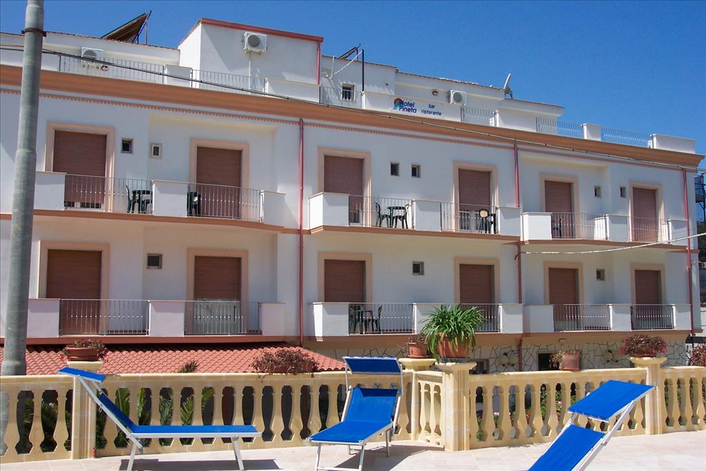 Hotel Pineta - Esterno