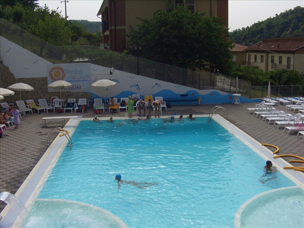 Hotel Pitinum - Piscina