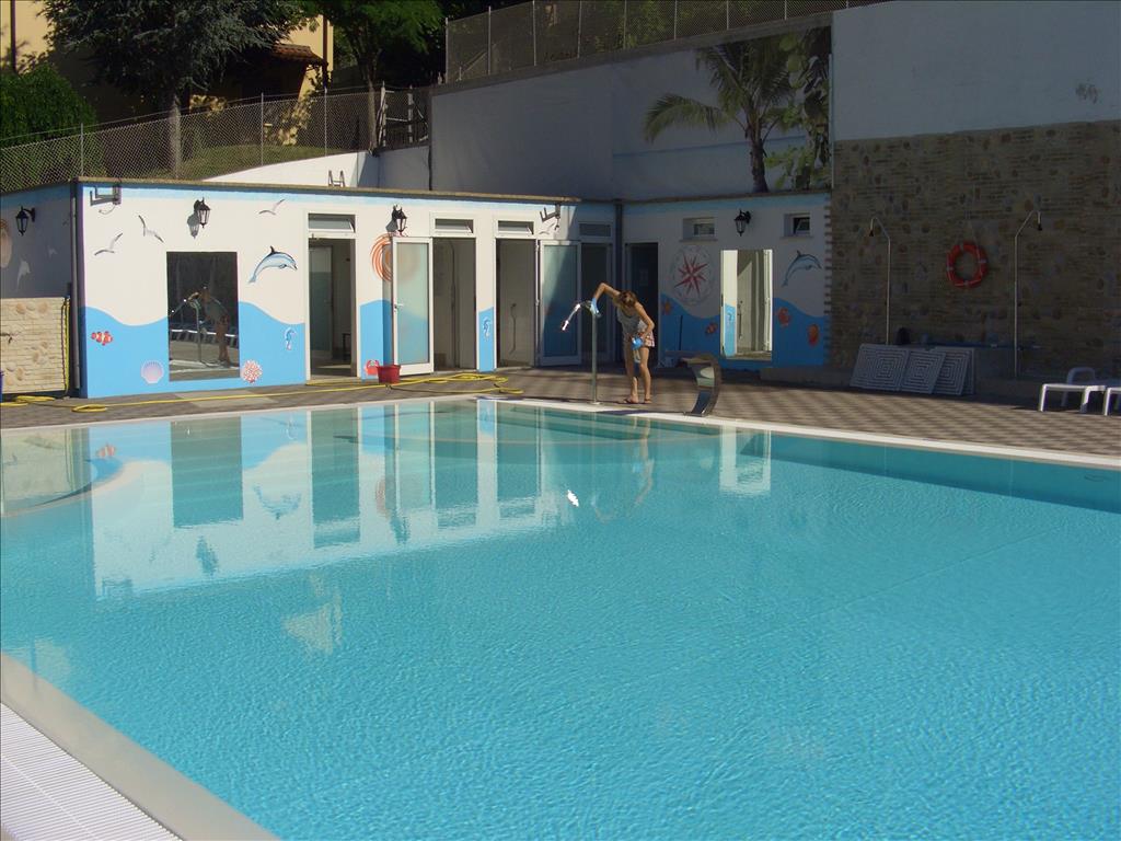 Hotel Pitinum - Piscina