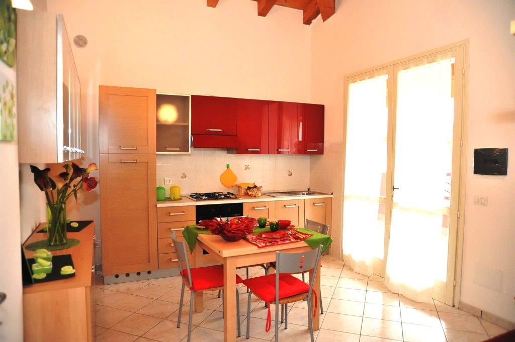 Hotel Pomposa Apartments - Cucina