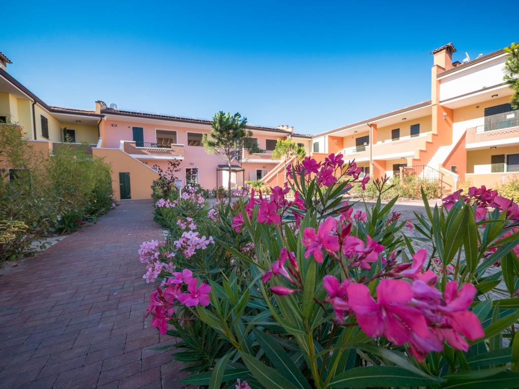 Hotel Pomposa Apartments - Esterno