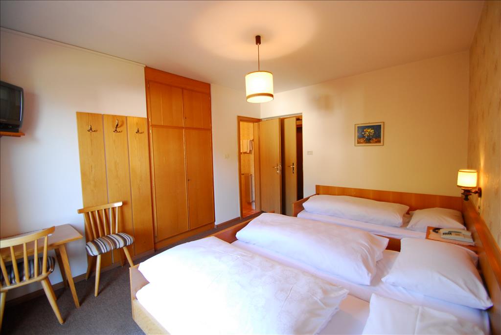 Hotel Post - Camera