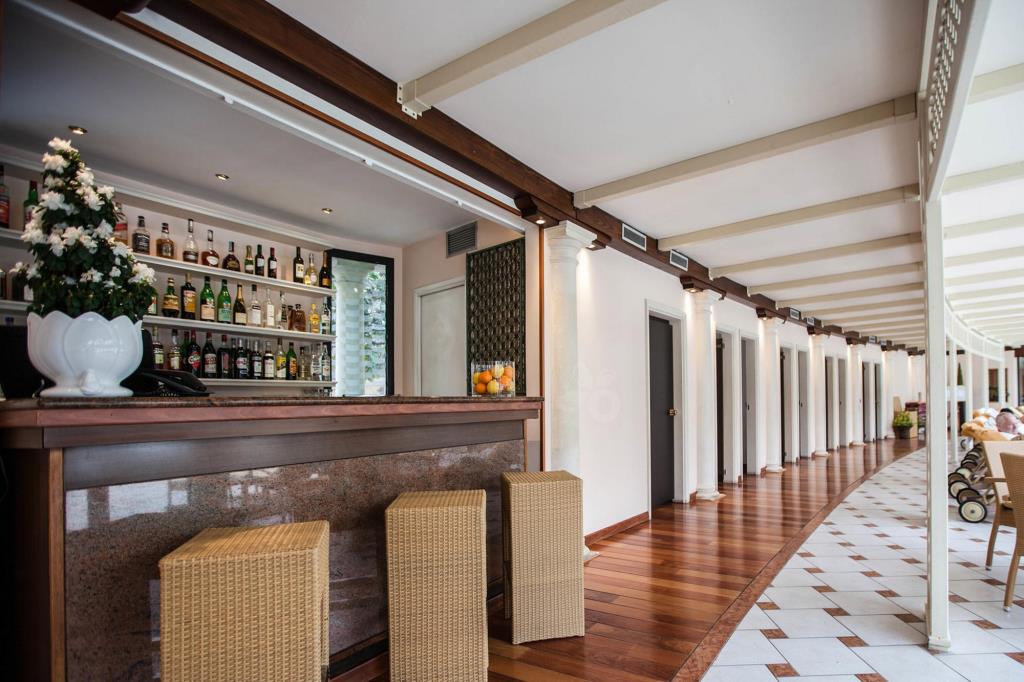 Hotel President Terme - Bar piscina