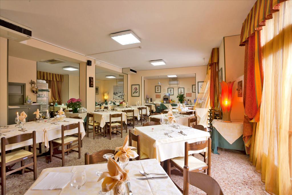 Hotel Regina - Saladapranzo