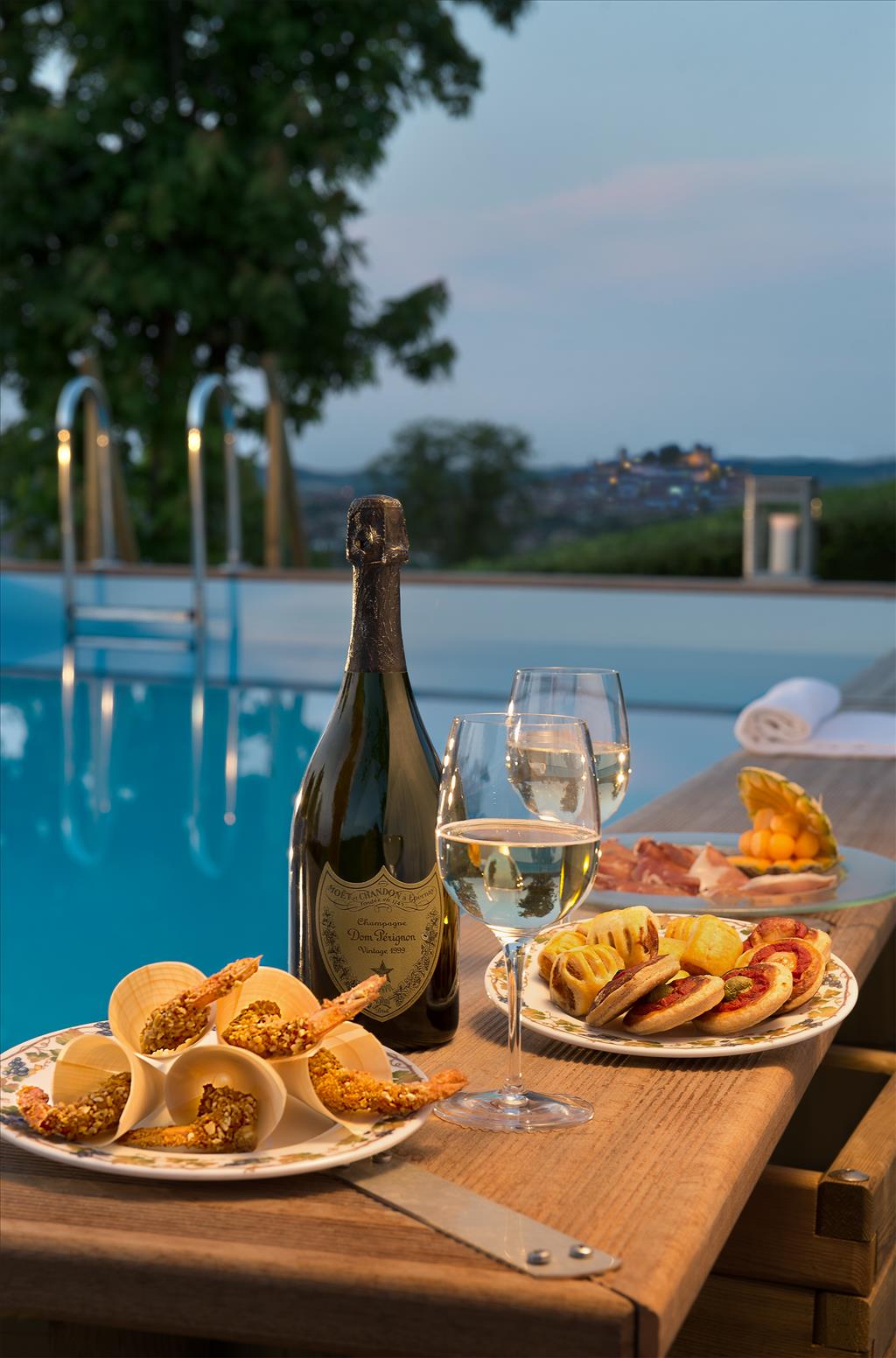 Residence Relais Il Vigneto di Roddi e Timeless - Piscina
