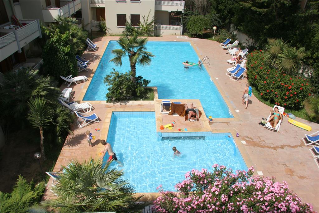 Residence Gli Eucalipti, Buganvillea e Gardenia - PiscinaEucalipti
