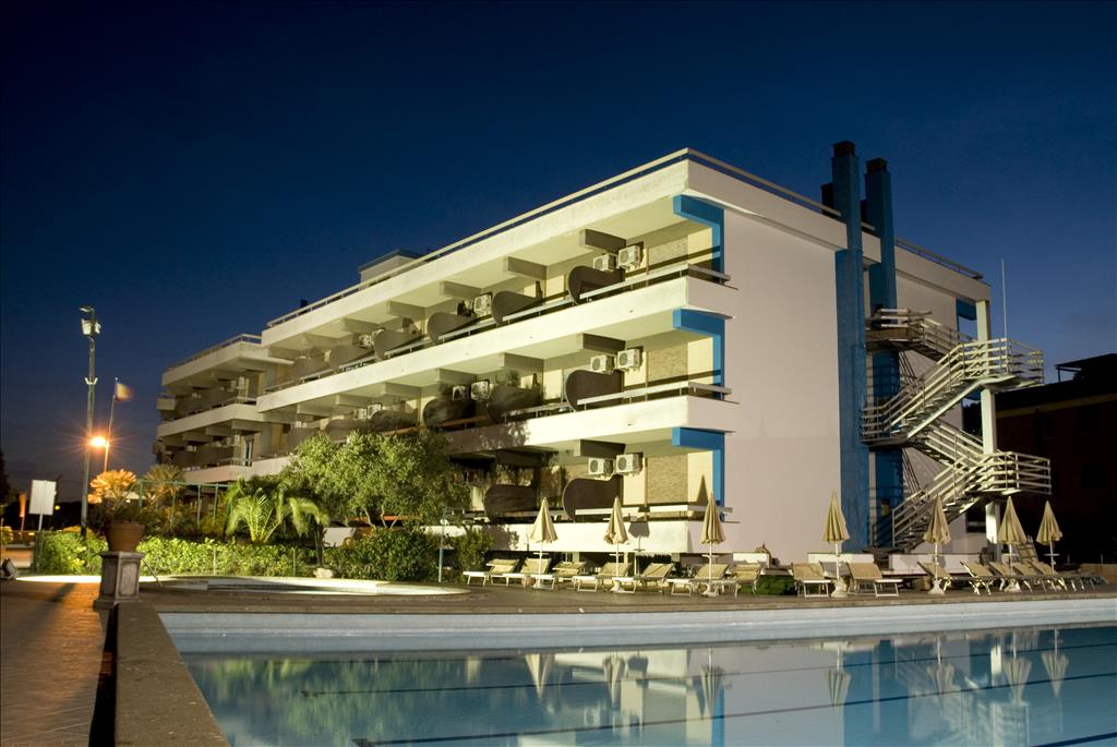 Hotel River Palace - Esterno