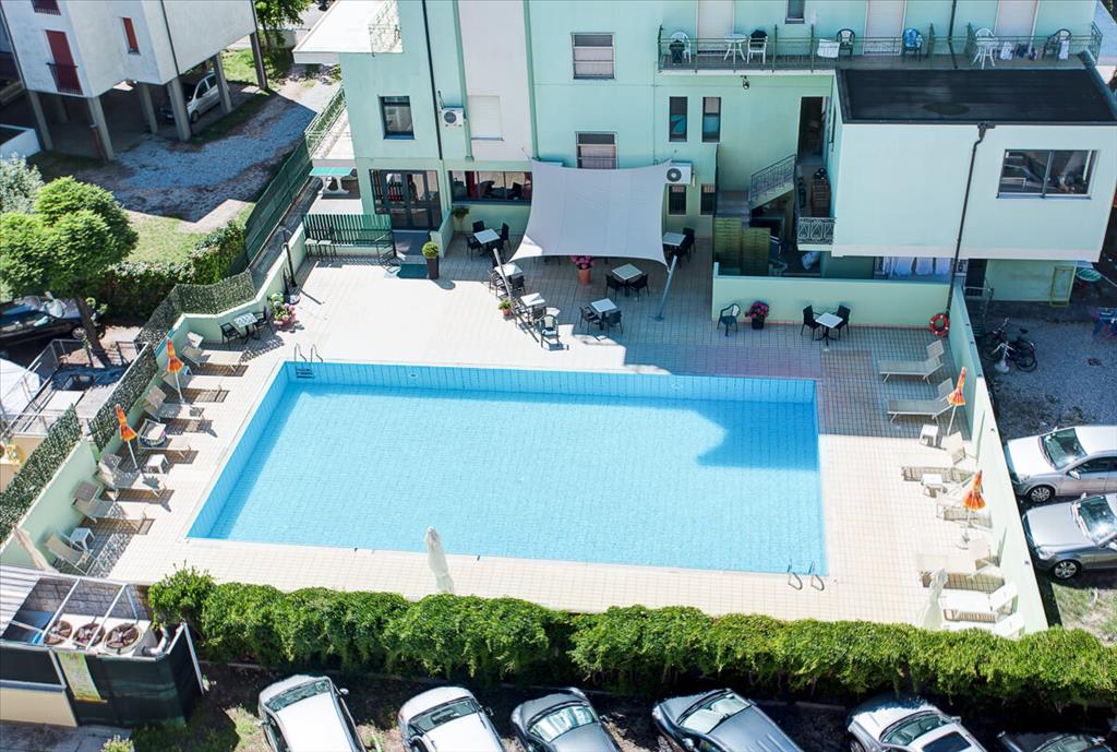 Hotel Rock - Piscina