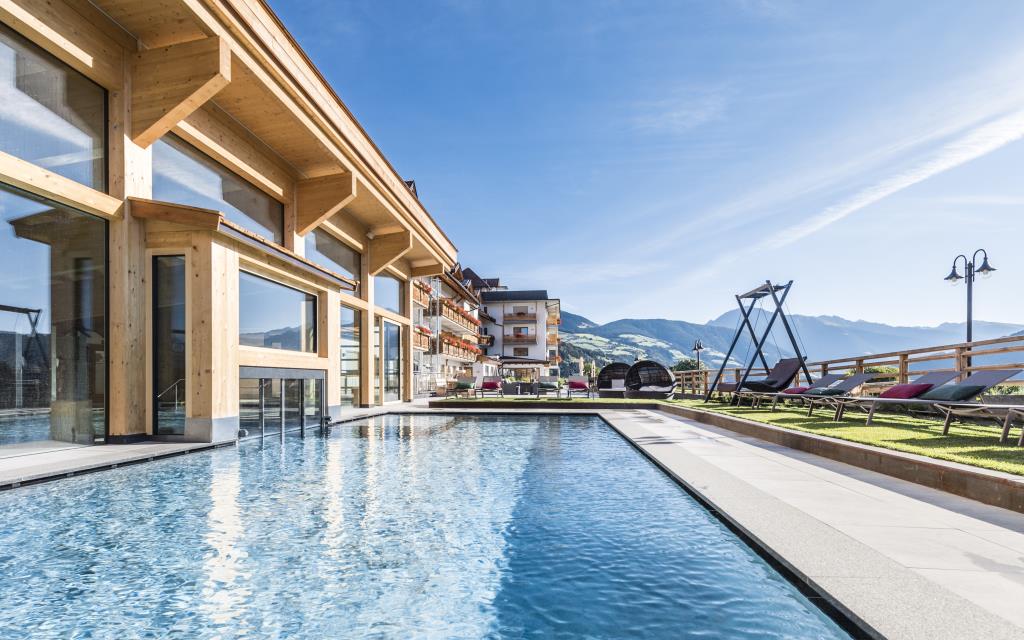 Hotel Rogen - Piscina