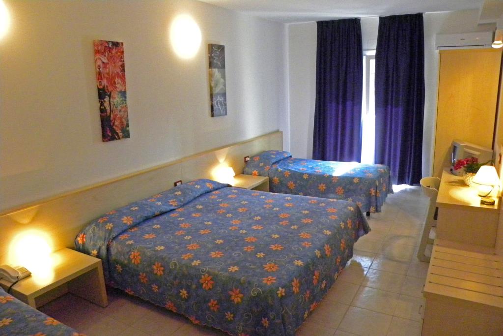 Hotel Santa Cruz - Camera