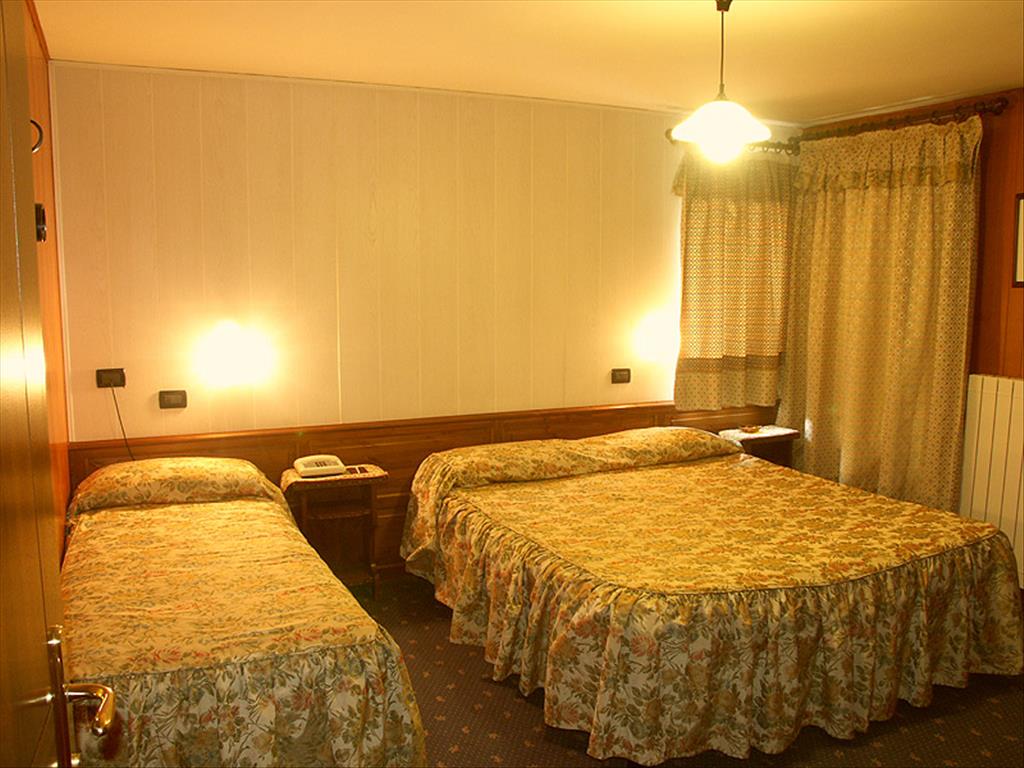 Hotel Santa San - Camera