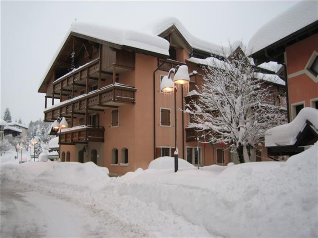 Residence Serrada - Esterno