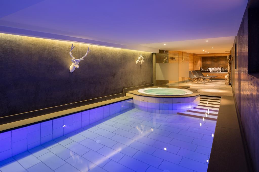 Hotel Somont - Piscina