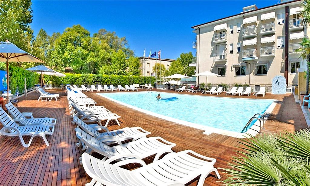 Hotel St. Moritz - Piscina