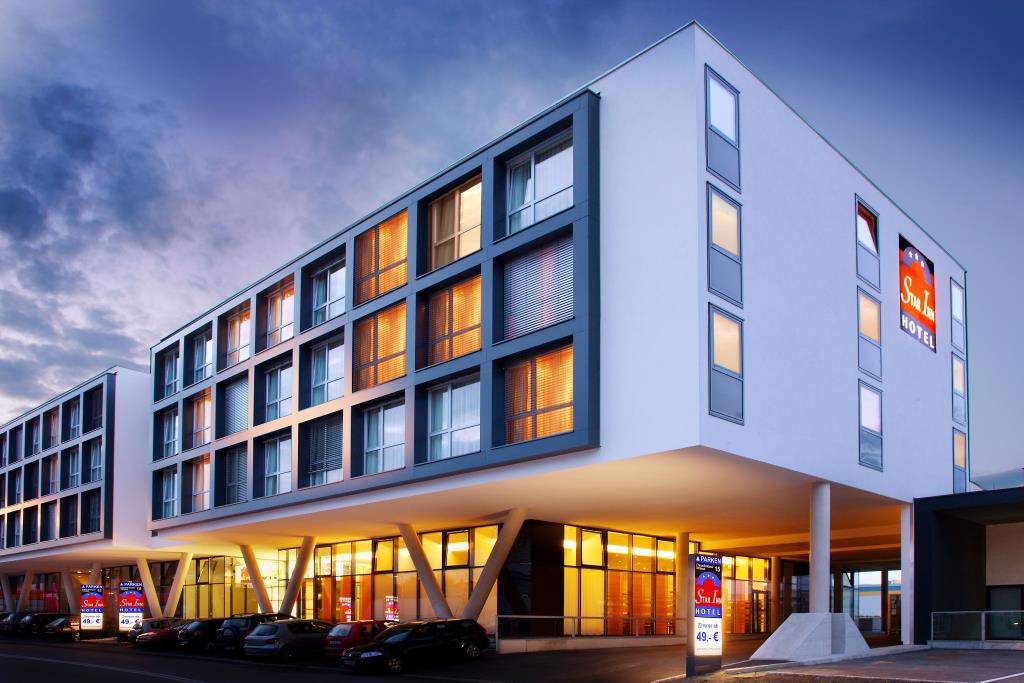 Hotel Star Inn Salzburg Airport Messe by Comfort - 