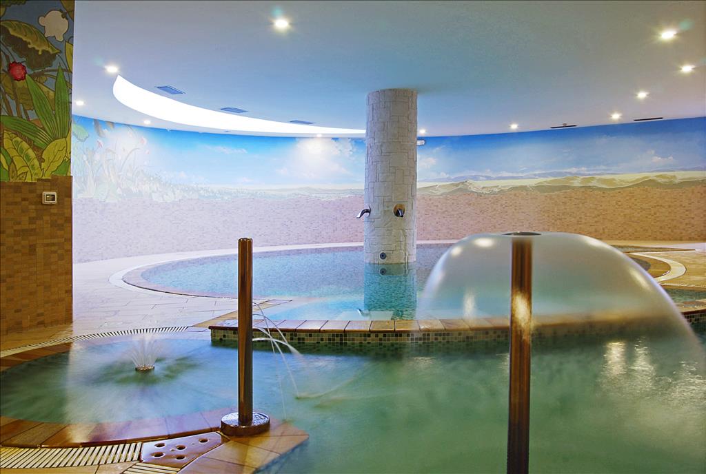Hotel Stella Montis - Piscina