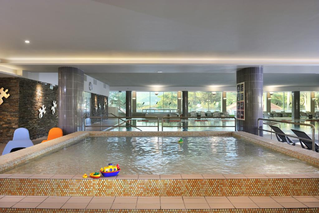Hotel Svoboda - Piscina