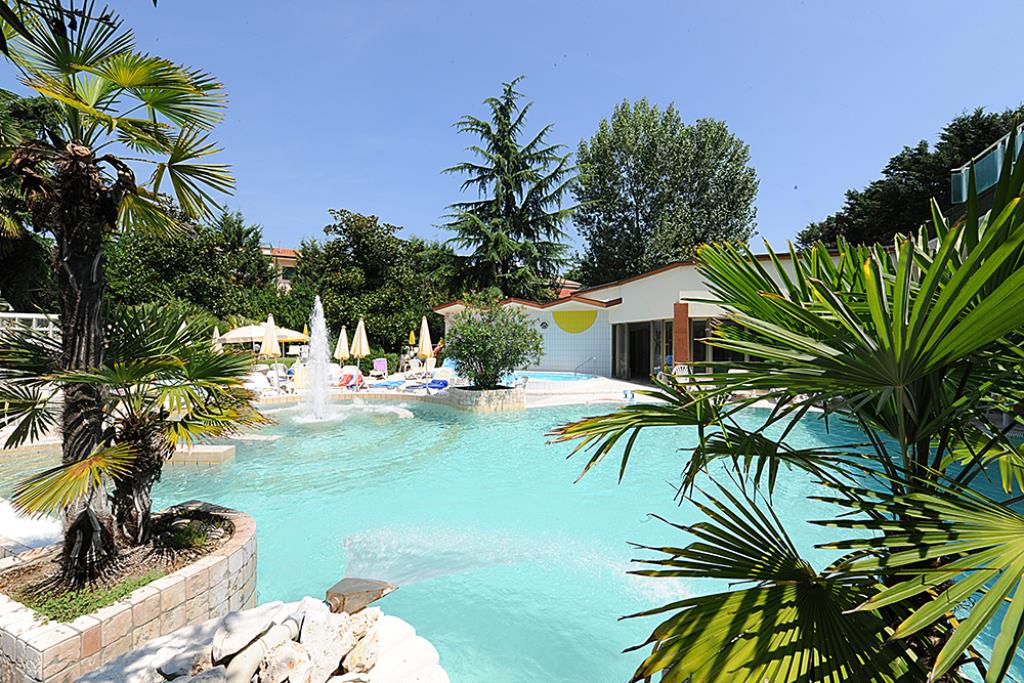 Hotel Terme Patria - PiscinaEsterna