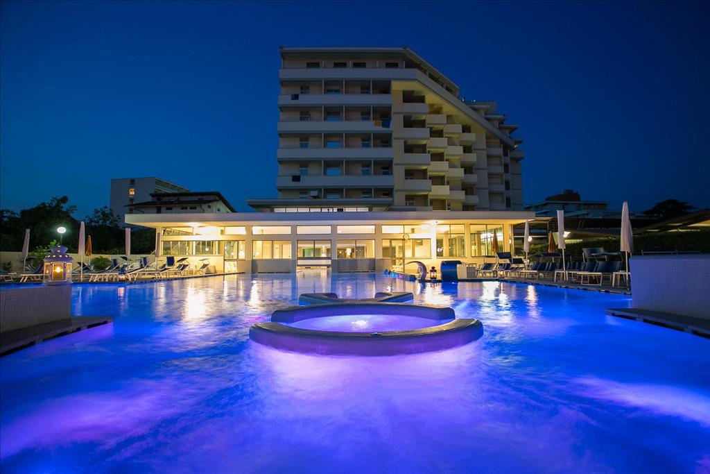Hotel Terme Verdi - Piscina