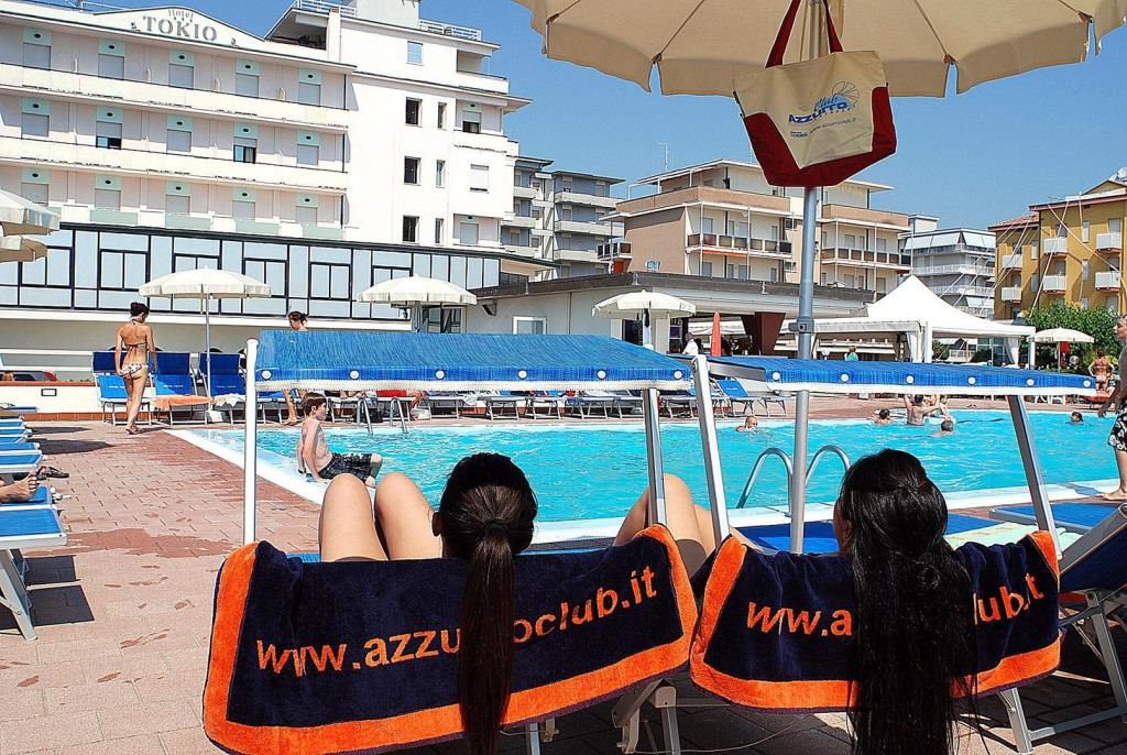Hotel Tokio Beach - Piscina