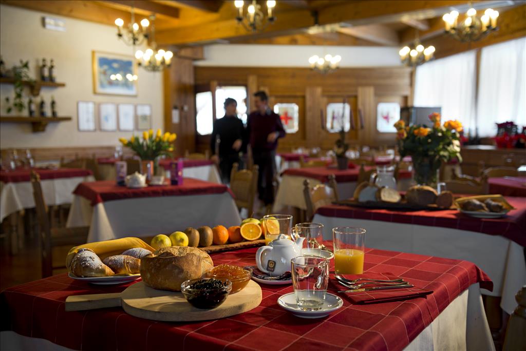 Hotel Vezzena - CucinaColazione