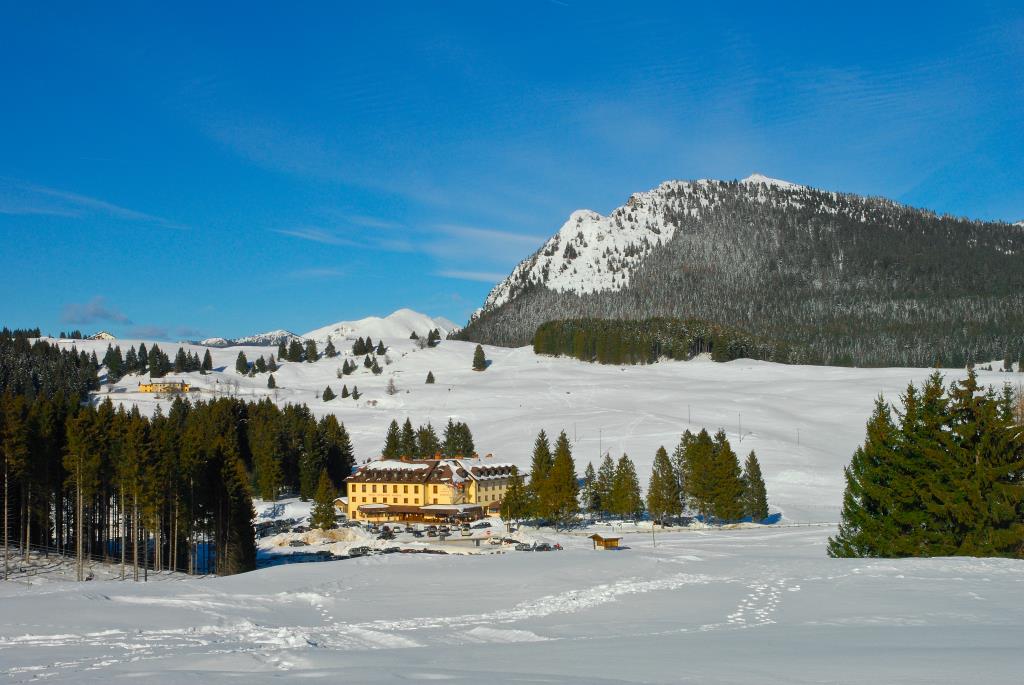 Hotel Vezzena - Esterno