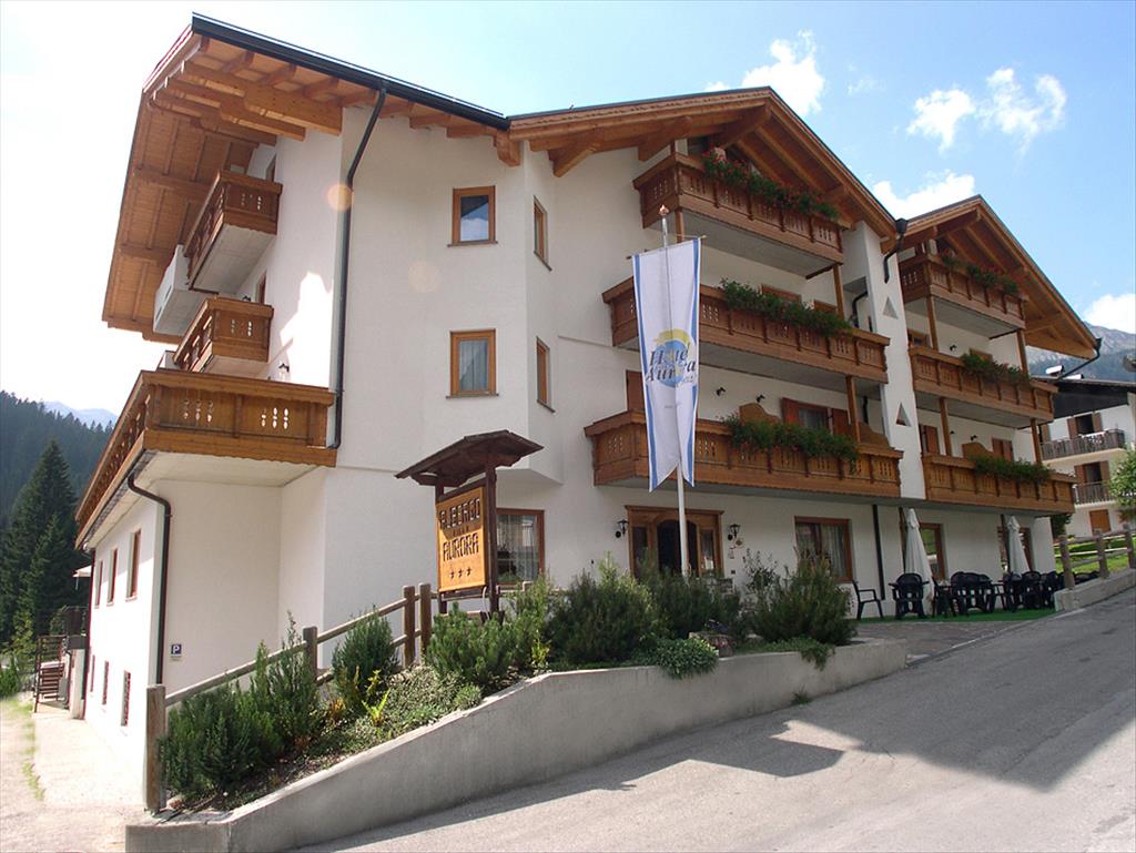 Hotel Villa Aurora - San Martino di Castrozza