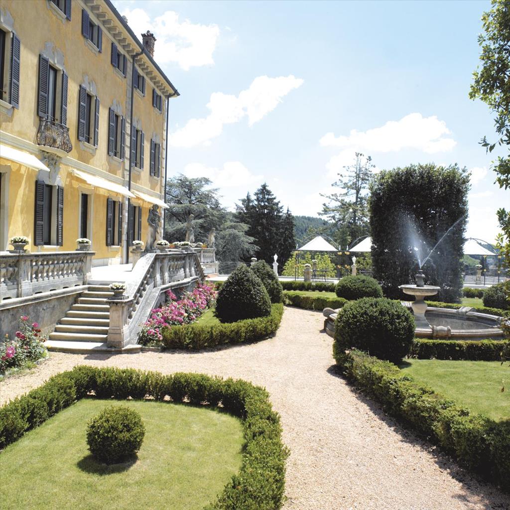 Hotel Villa Porro Pirelli - Esterno