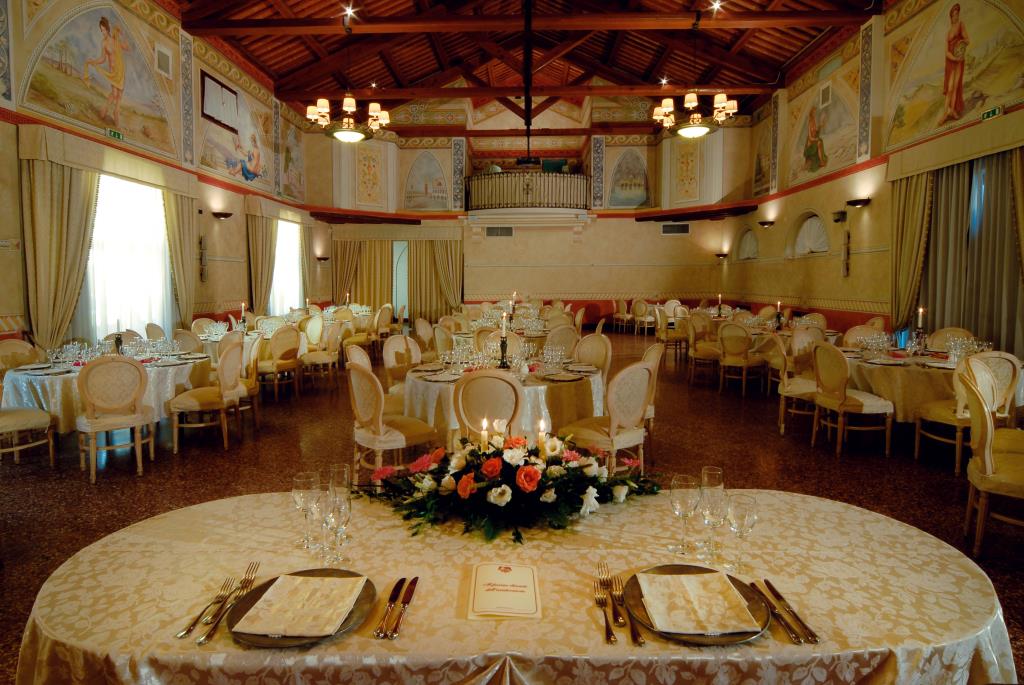 Hotel Villa Tacchi - SalaPranzo