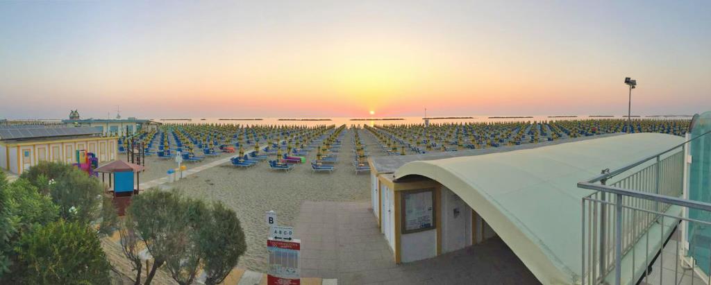 Hotel Week-End - Spiaggia