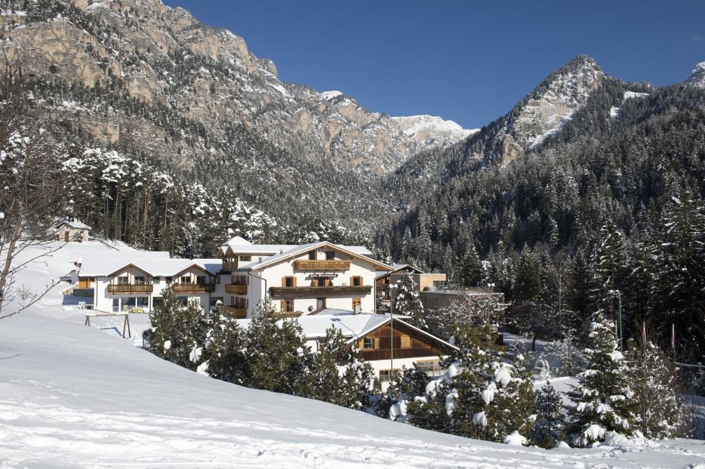 Hotel Weisslahnbad - Esterno