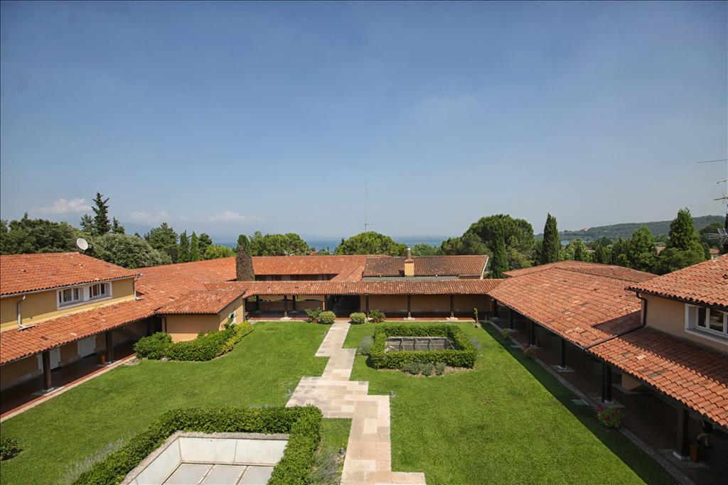 Hotel West Garda - Esterno