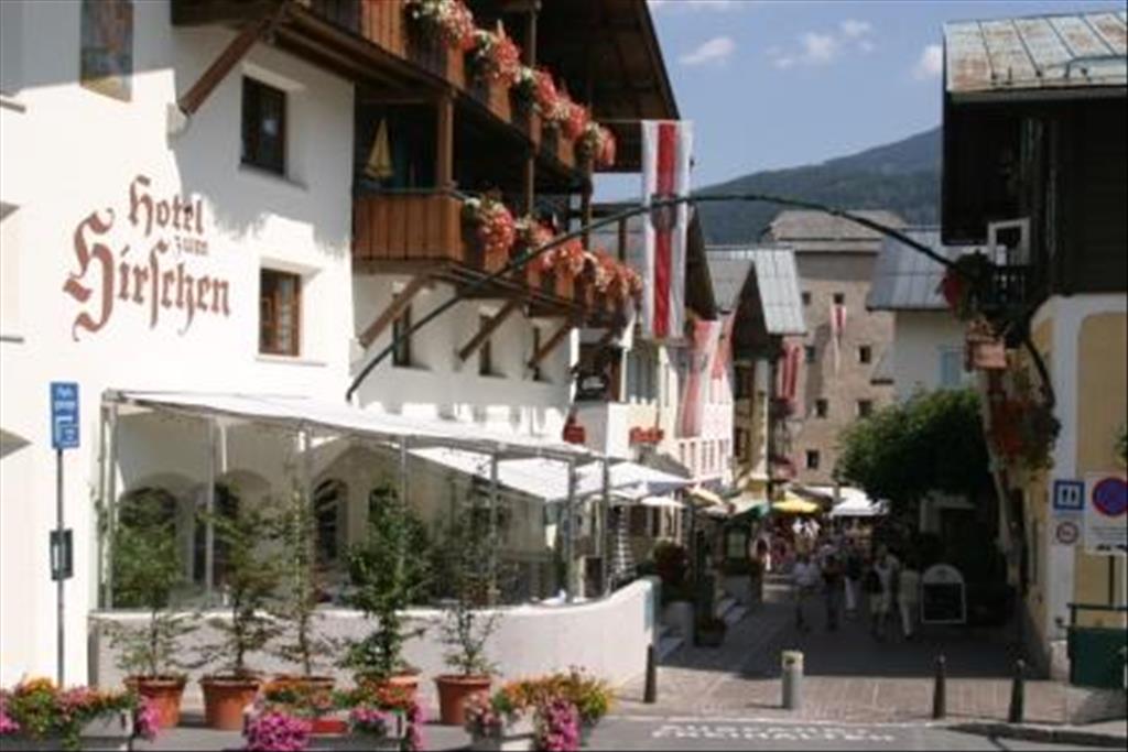 Hotel Zum Hirschen - Esterno