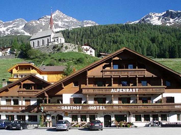 Hotel Alpenrast - Riva di Tures