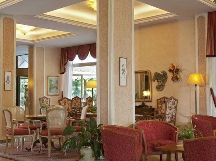Hotel Harrys' Garden - Hall