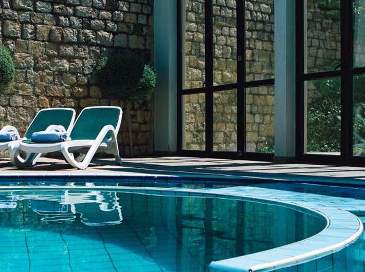 Hotel International  - Piscina