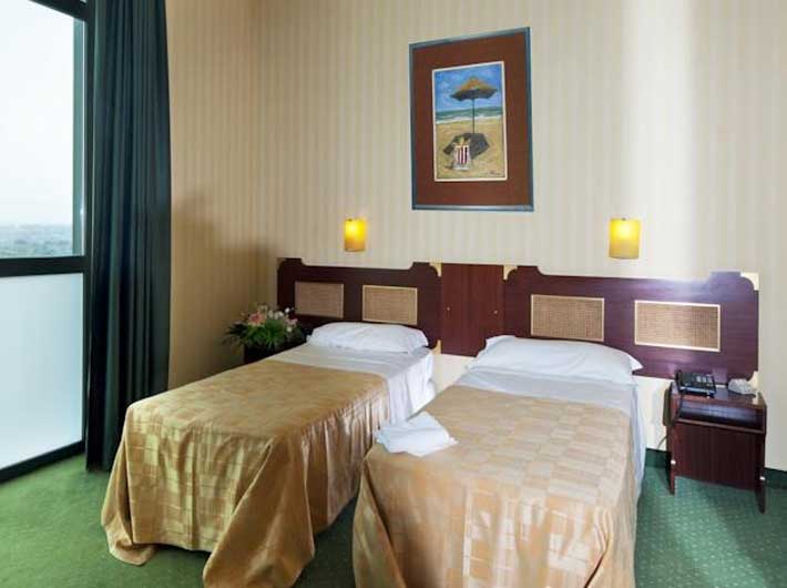 Hotel Club Esse Mediterraneo - stanza