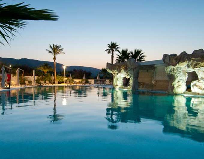 Hotel Regiohotel Manfredi - piscina
