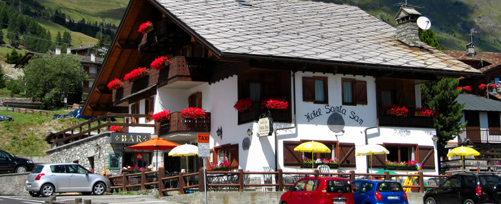 Hotel Santa San - Estate