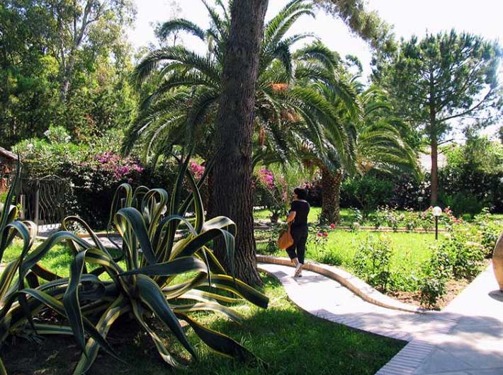 Aparthotel Vascellero Club Resort - garden